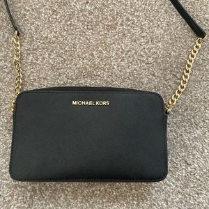 Micheal Kors Crossbody bag